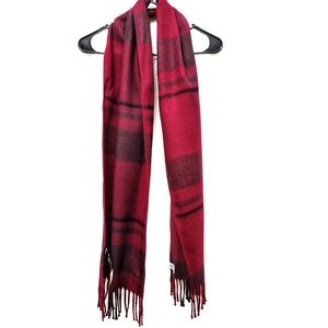 `H25448 NWT New York & Co Burgundy/Black Scarf